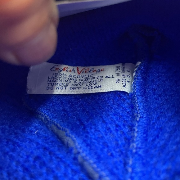 English Village, vintage, ladies beret, gloves and scarf set - new in box - Picture 9 of 11